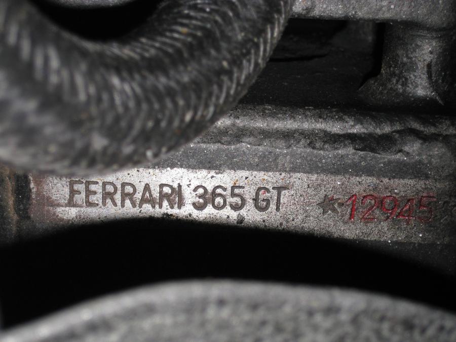  Ferrari 365 GT 2+2 1969 года  (фото 10 из 19)